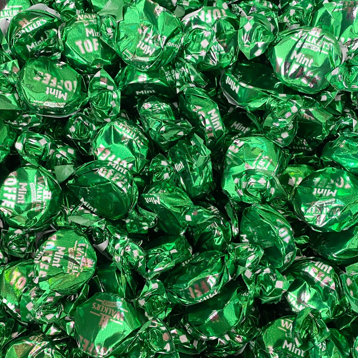 250g Paint Pot Tin of Walkers Mint Toffees