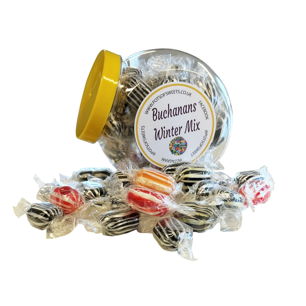 250 g Keksdose mit Buchanans Winter Mix hartgekochten Süßigkeiten