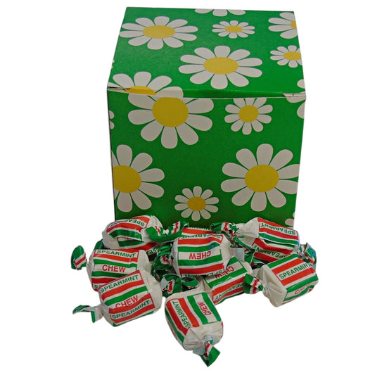 300g Square Flower Pattern Box of Spearmint Chews