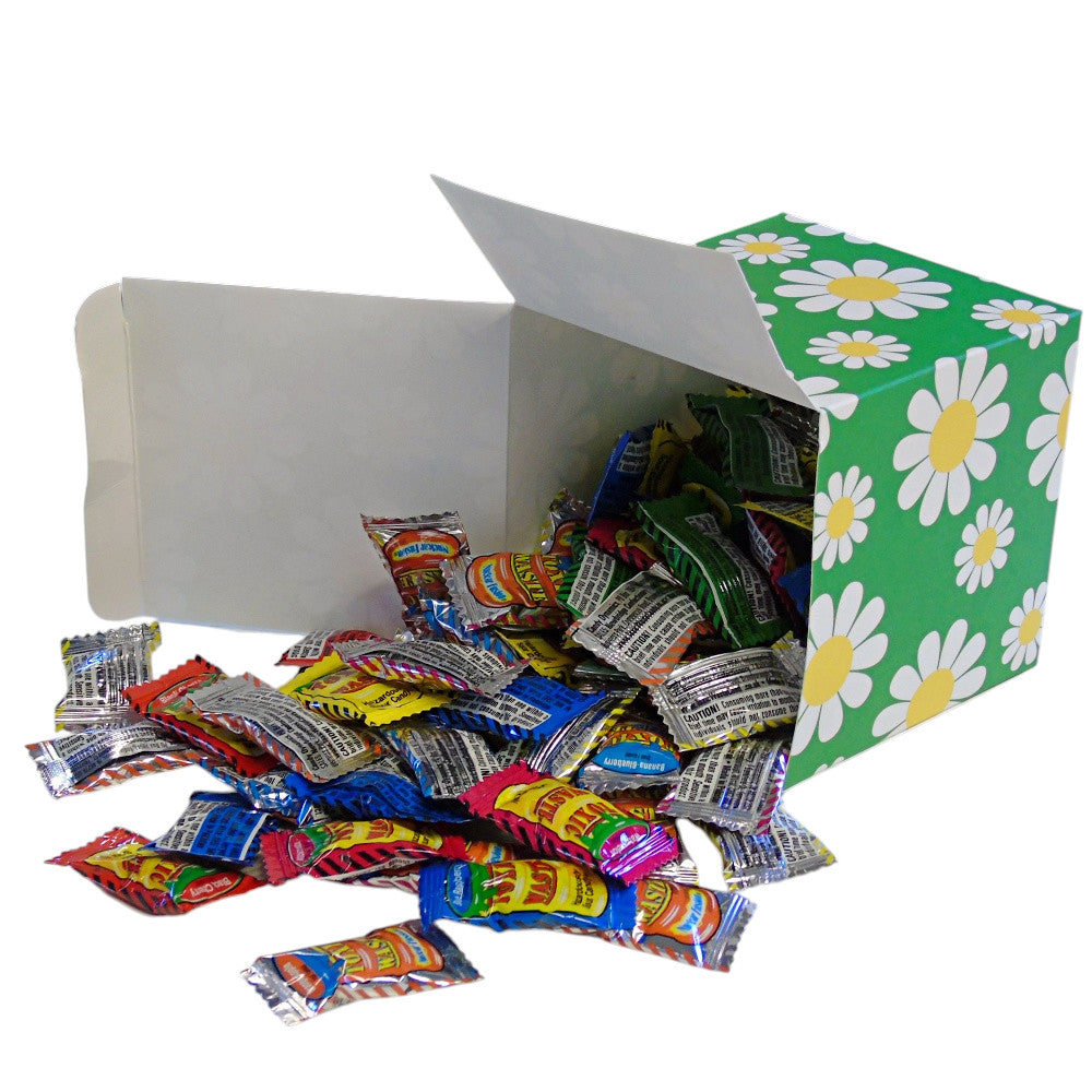 300g Square Flower Pattern Box of Toxic Waste and Nuclear Waste Super Sour Sweet Mix