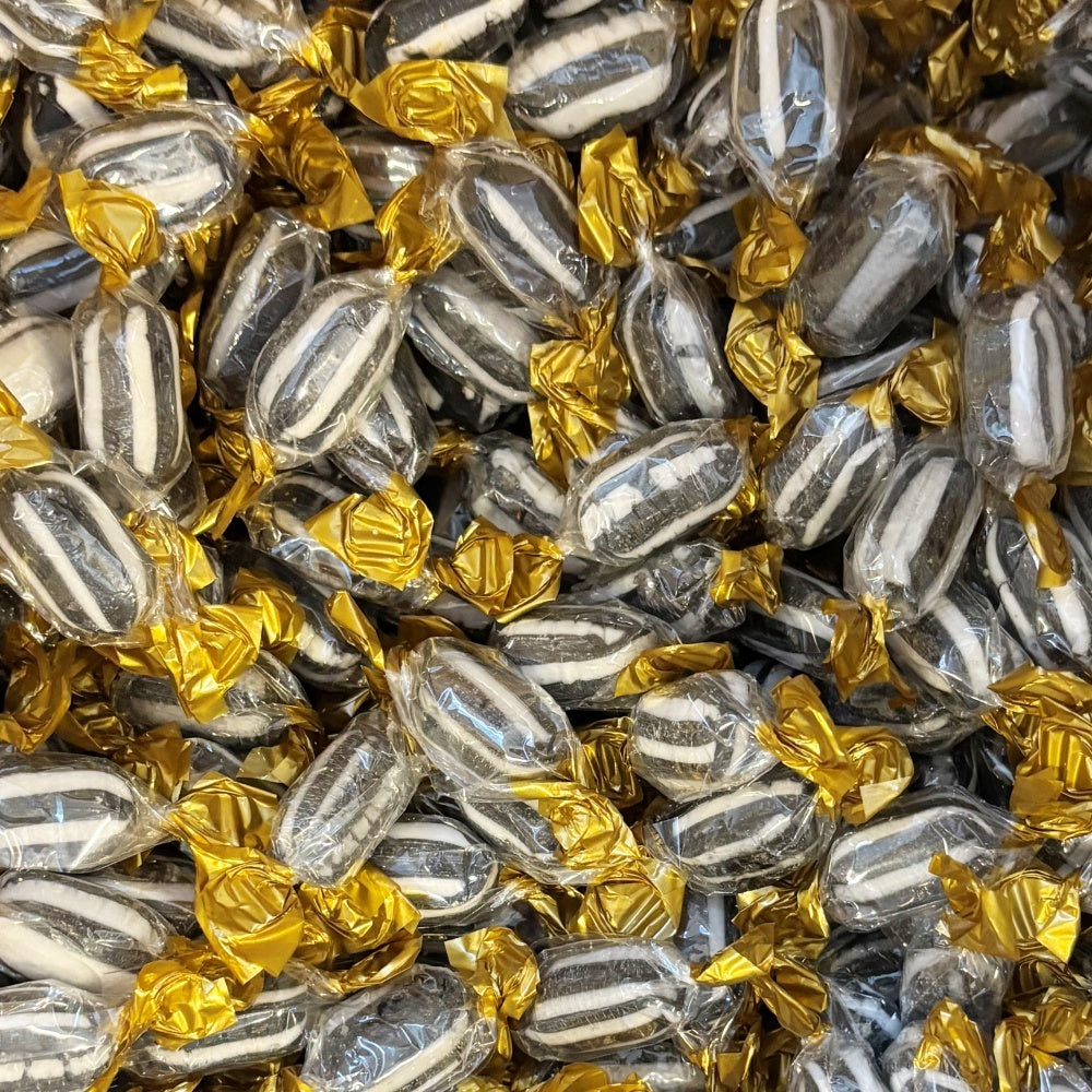 250g Paint Pot Tin of Everton Mints